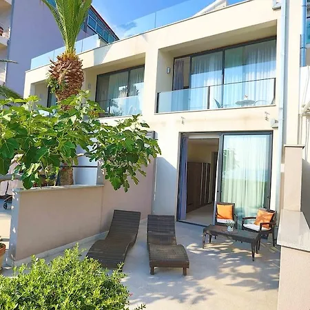 Split 4* Podstrana
