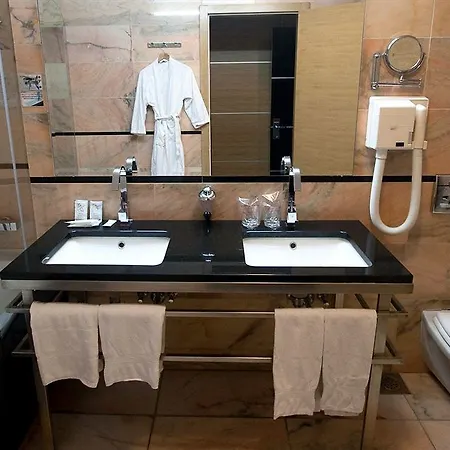 Split 4* Podstrana